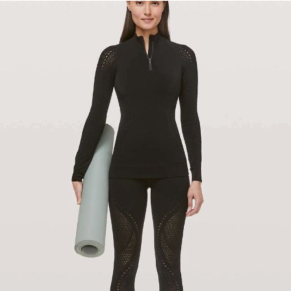 NWOT Lululemon Reveal Half Zip Mindful Motion Long Sleeve Top Retired!!